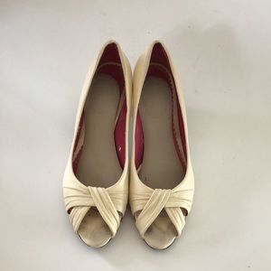 Naturalizer pumps Collection
